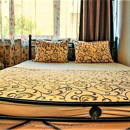 Ano Ladadika Appartement Thessaloniki Buitenkant foto
