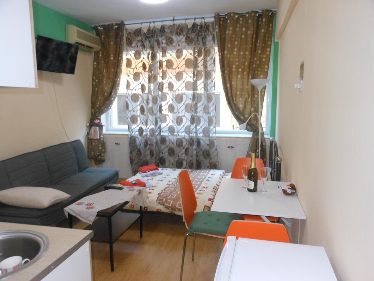 Ano Ladadika Appartement Thessaloniki Buitenkant foto
